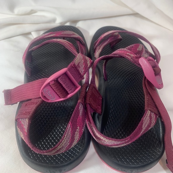 SOLDtoestrap hiking water shoes plum size 9 - Picture 4 of 15